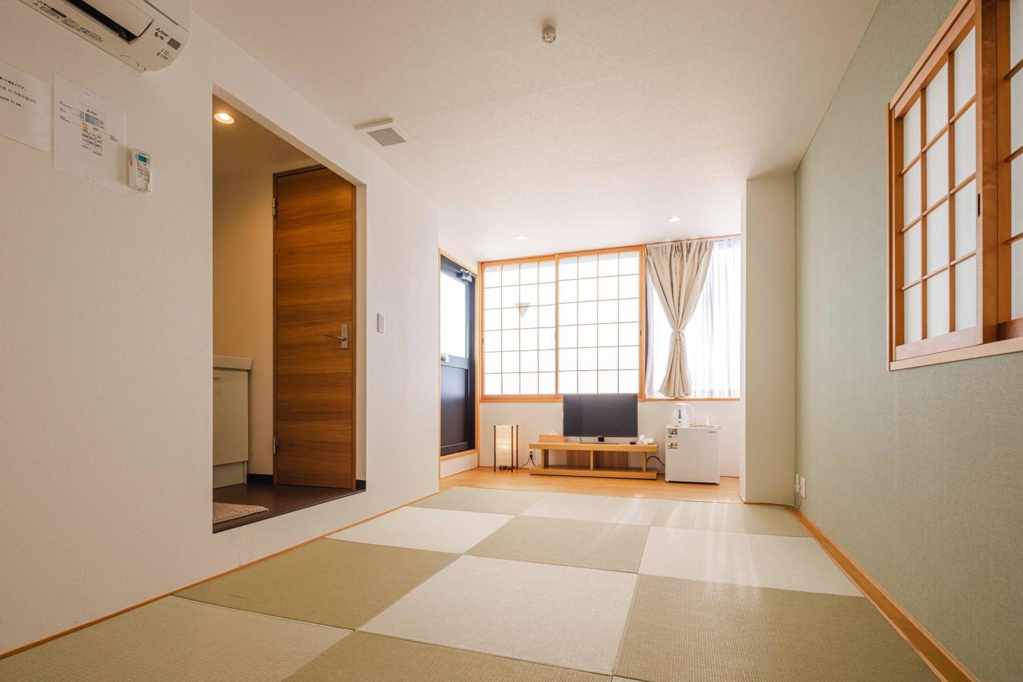 Miro Hotel Momodanikoen-Mae Oszaka Szoba fotó